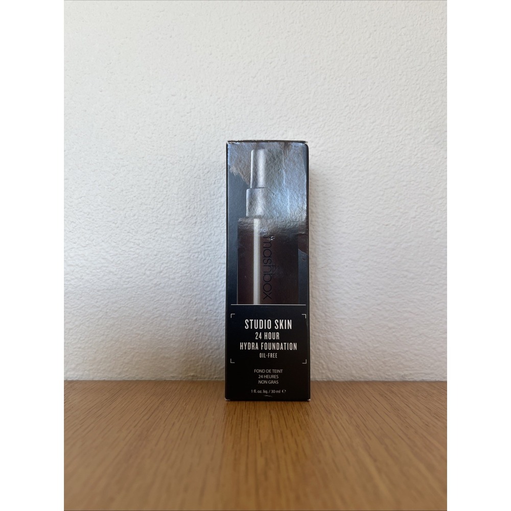 Smashbox Studio Skin Hydrating Foundation ~ 4.5 Very Deep ~ 1 oz Full Size ~NEW!